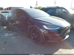 7SAXCBE67NF333967 2022 TESLA MODEL X