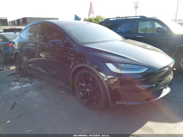7SAXCBE67NF333967 2022 TESLA MODEL X - Image 1