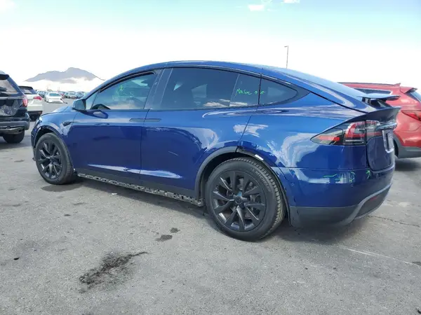 7SAXCBE67NF335105 2022 TESLA MODEL X - Image 2