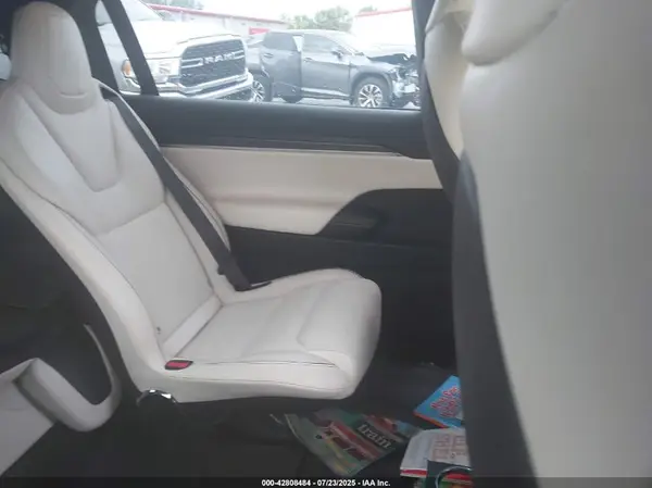 7SAXCBE67NF355516 2022 TESLA MODEL X - Image 8