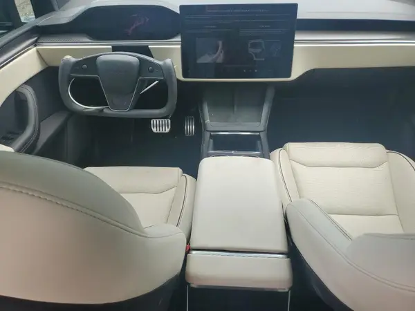 7SAXCBE67PF375025 2023 TESLA MODEL X - Image 8
