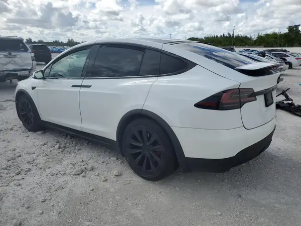 7SAXCBE67PF384100 2023 TESLA MODEL X - Image 2
