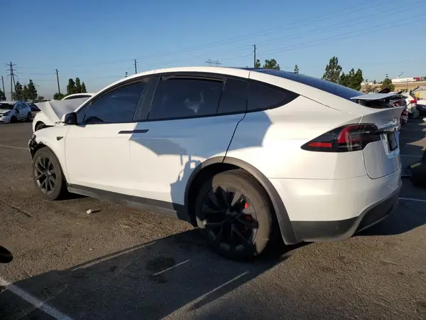 7SAXCBE67PF409108 2023 TESLA MODEL X - Image 2