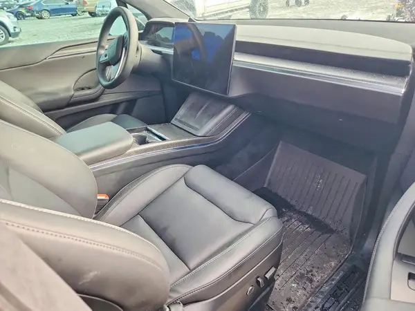 7SAXCBE67RF446324 2024 TESLA MODEL X - Image 8