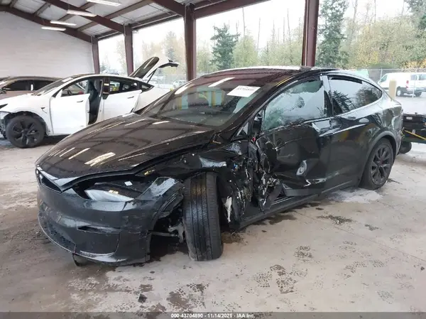 7SAXCBE67RF457369 2024 TESLA MODEL X - Image 2