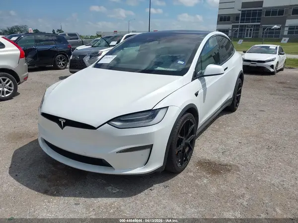 7SAXCBE68NF341768 2022 TESLA MODEL X - Image 2