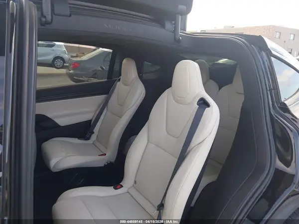7SAXCBE68TF480649 2026 TESLA MODEL X - Image 8