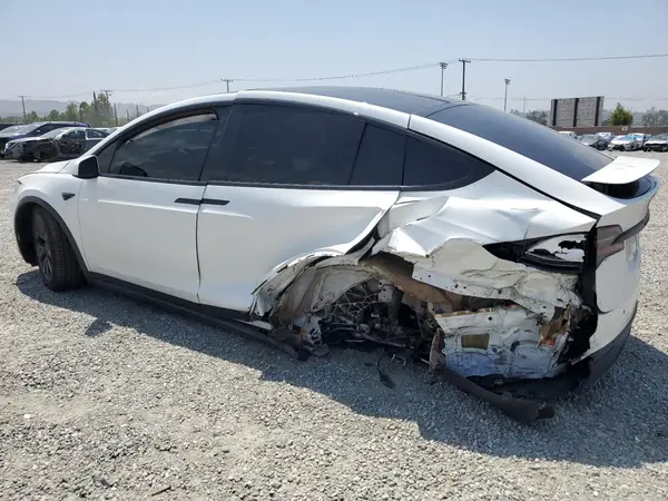 7SAXCBE69NF333226 2022 TESLA MODEL X - Image 2
