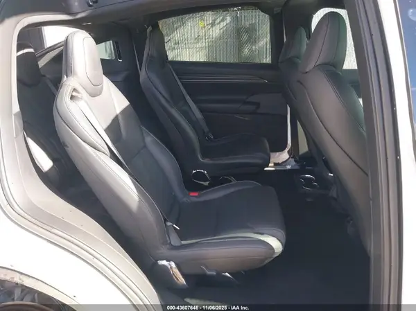 7SAXCBE69PF376161 2023 TESLA MODEL X - Image 8