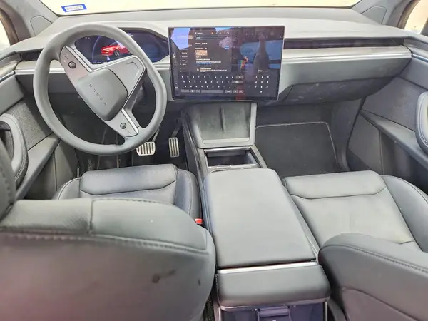 7SAXCBE69PF405108 2023 TESLA MODEL X - Image 8