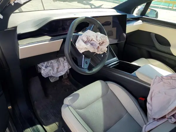 7SAXCBE69PF412575 2023 TESLA MODEL X - Image 8