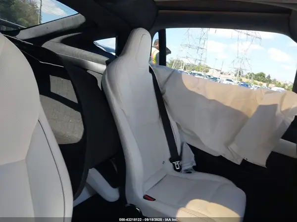 7SAXCBE69PF429215 2023 TESLA MODEL X - Image 8