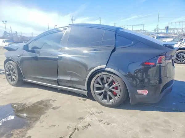 7SAXCBE69RF437446 2024 TESLA MODEL X - Image 2