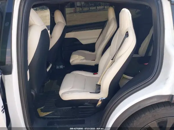 7SAXCBE6XNF354943 2022 TESLA MODEL X - Image 8