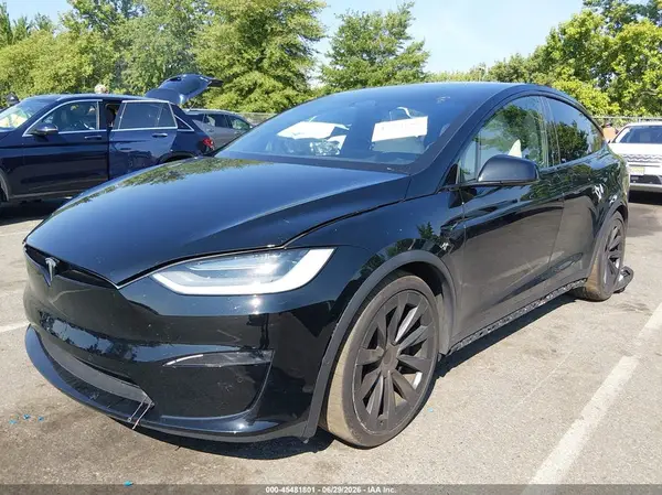 7SAXCBE6XNF356093 2022 TESLA MODEL X - Image 2