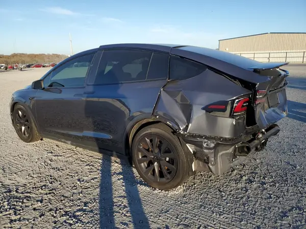 7SAXCBE6XPF373060 2023 TESLA MODEL X - Image 2
