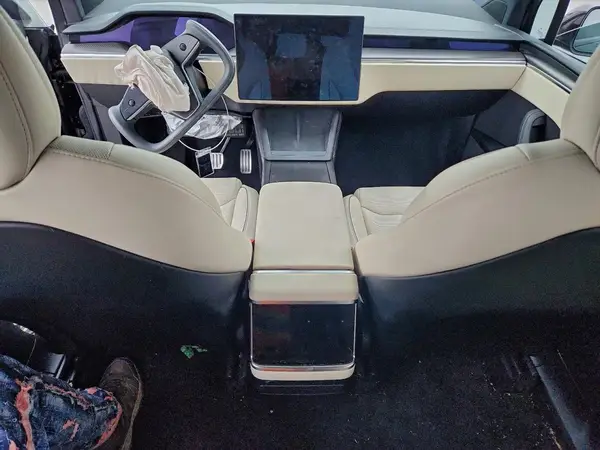 7SAXCBE6XPF374998 2023 TESLA MODEL X - Image 8