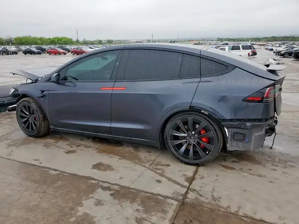 7SAXCBE6XPF384866 2023 TESLA MODEL X - Image 2
