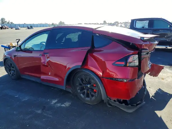 7SAXCBE6XPF409328 2023 TESLA MODEL X - Image 2