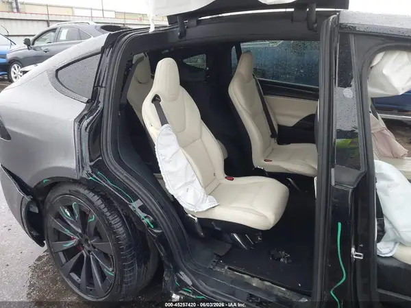 7SAXCBE6XRF437892 2024 TESLA MODEL X - Image 8