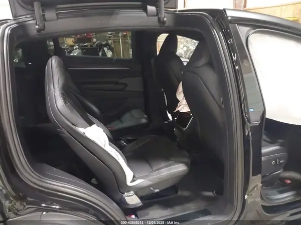 7SAXCBE6XRF460816 2024 TESLA MODEL X - Image 8