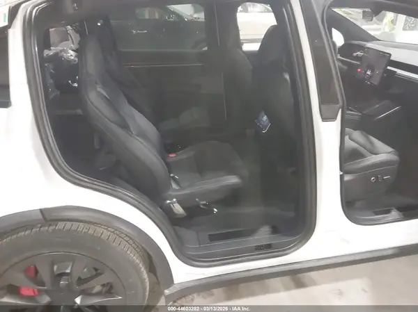 7SAXCBE6XSF469957 2025 TESLA MODEL X - Image 8