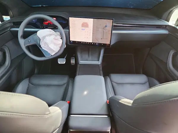 7SAXCBE6XTF487554 2026 TESLA MODEL X - Image 8
