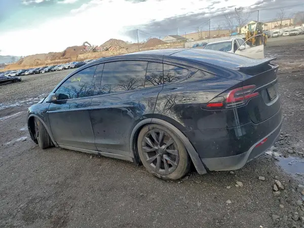 7SAXCDE50NF339953 2022 TESLA MODEL X - Image 2