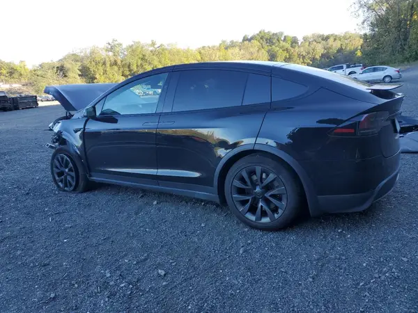 7SAXCDE50NF351519 2022 TESLA MODEL X - Image 2
