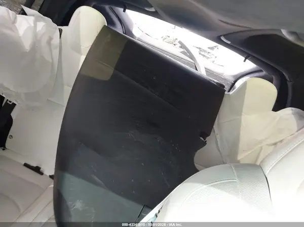 7SAXCDE50PF372177 2023 TESLA MODEL X - Image 8