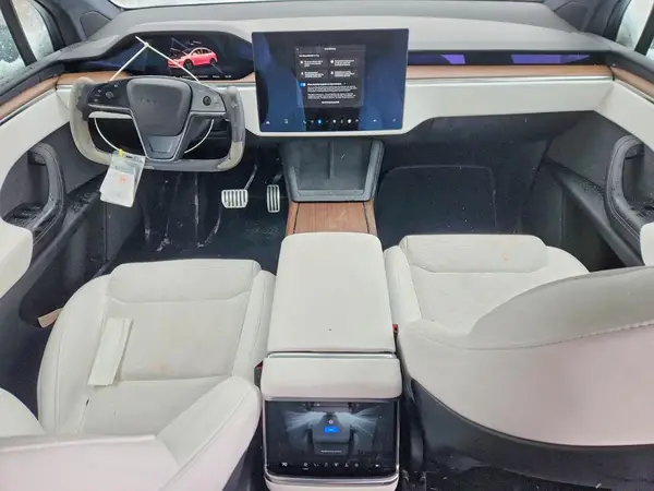 7SAXCDE50PF380943 2023 TESLA MODEL X - Image 8