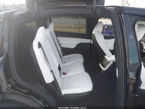 7SAXCDE50PF385348 2023 TESLA MODEL X - Image 8