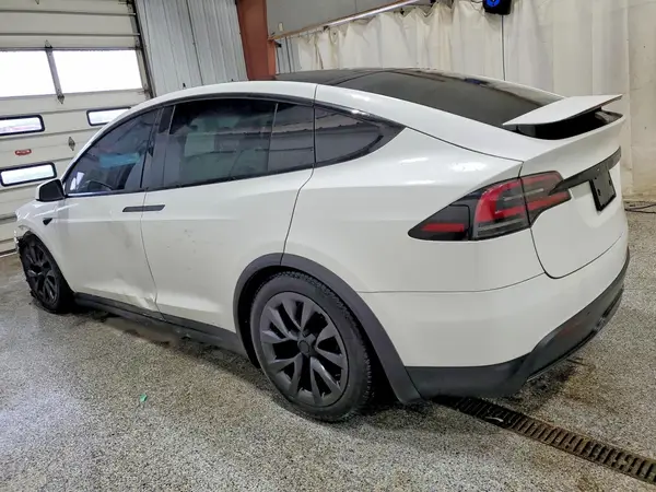 7SAXCDE50PF386032 2023 TESLA MODEL X - Image 2