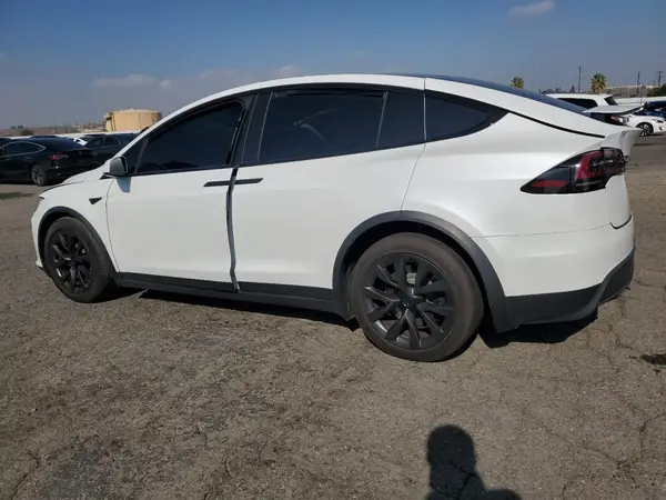 7SAXCDE50PF412290 2023 TESLA MODEL X - Image 2
