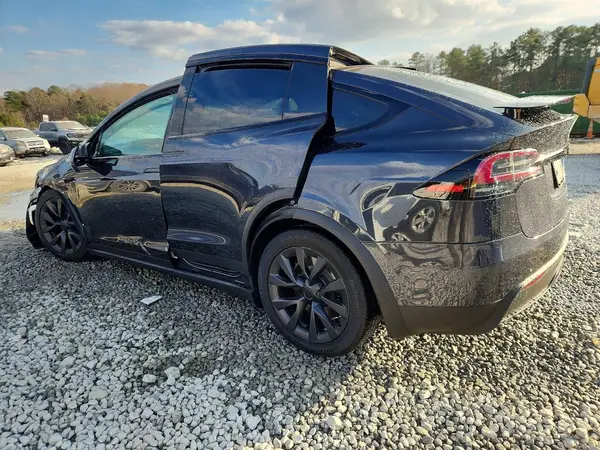 7SAXCDE50RF440822 2024 TESLA MODEL X - Image 2