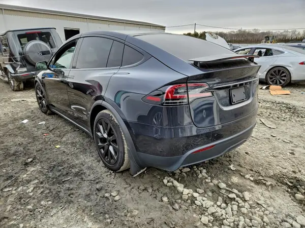 7SAXCDE50RF444384 2024 TESLA MODEL X - Image 2