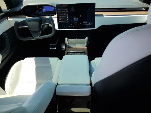 7SAXCDE50RF458740 2024 TESLA MODEL X - Image 8