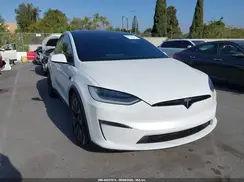 7SAXCDE51NF358902 2022 TESLA MODEL X