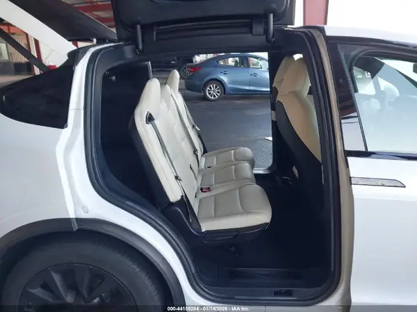 7SAXCDE51PF379896 2023 TESLA MODEL X - Image 8