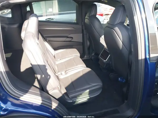 7SAXCDE51PF425744 2023 TESLA MODEL X - Image 8