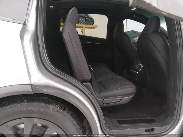 7SAXCDE51SF470028 2025 TESLA MODEL X - Image 8