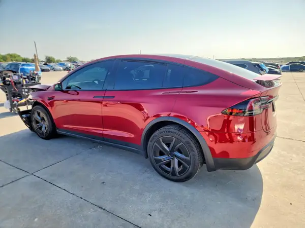 7SAXCDE51TF474808 2026 TESLA MODEL X - Image 2