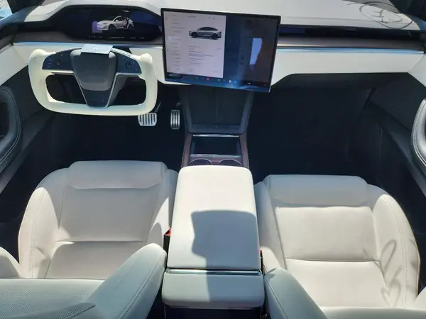 7SAXCDE52PF375985 2023 TESLA MODEL X - Image 8