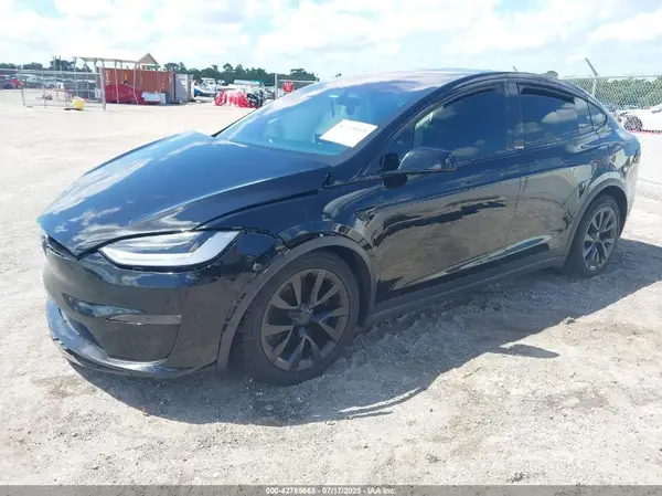 7SAXCDE52PF376604 2023 TESLA MODEL X - Image 2