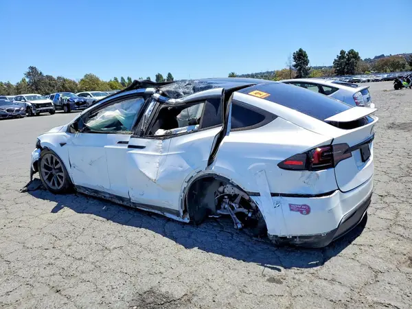 7SAXCDE52PF378790 2023 TESLA MODEL X - Image 2