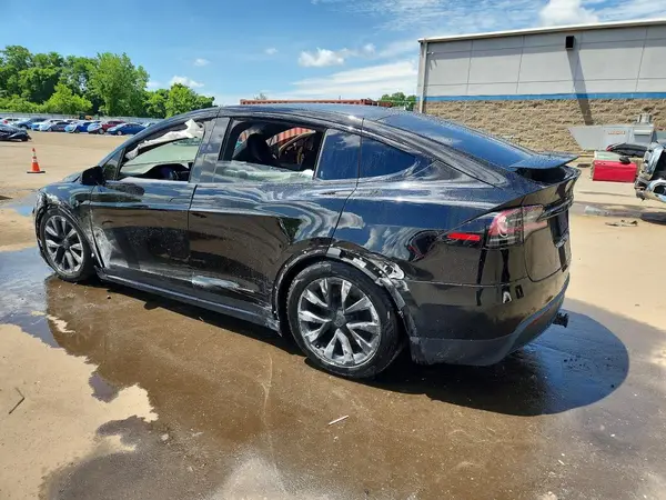 7SAXCDE52PF398005 2023 TESLA MODEL X - Image 2