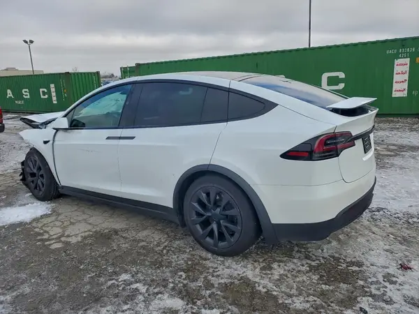 7SAXCDE52PF403784 2023 TESLA MODEL X - Image 2
