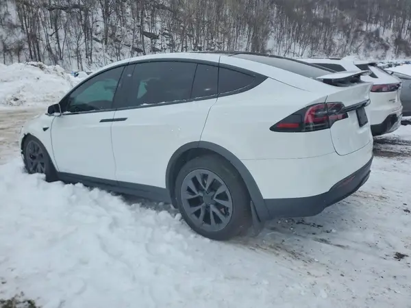 7SAXCDE52RF433449 2024 TESLA MODEL X - Image 2