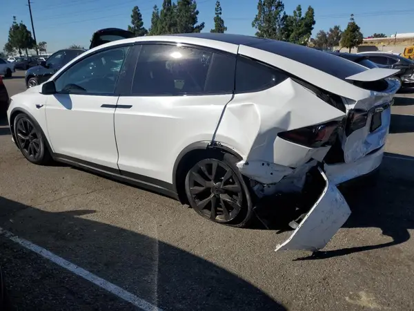 7SAXCDE52RF436657 2024 TESLA MODEL X - Image 2