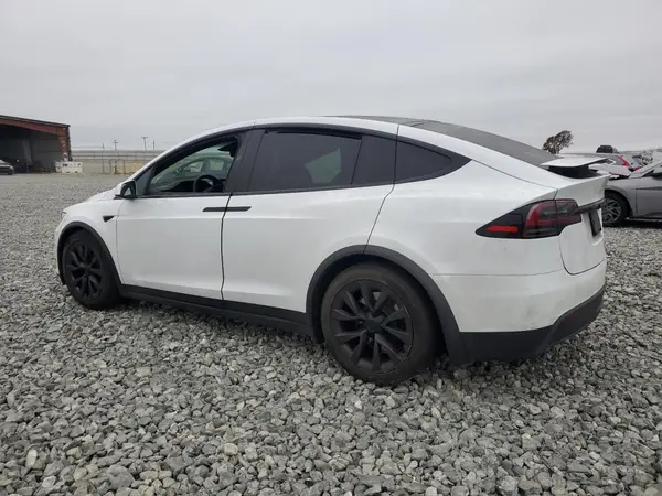 7SAXCDE52RF445911 2024 TESLA MODEL X - Image 2